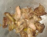 Foto langkah ke 2 dari resep Ayam rica kemangi.