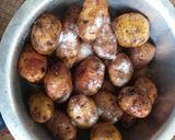 A picture of step 1 of Viazi Karai#Weekly Jikoni Challenge.