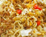Foto langkah ke 4 dari resep Mie Goreng Tumis Berkuah.