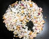 A picture of step 4 of Hariyali Chicken (Green Chicken Curry).