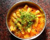 A picture of step 4 of Rajasthani gatte / bele ki sabji.