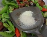 Foto langkah ke 4 dari resep Oseng Ikan Asin Pete.