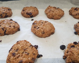 Foto del paso 4 de la receta: Galletas de chocolate, avena, y arándanos sin mantequilla