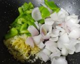 A picture of step 3 of Honey chilli potatoes.