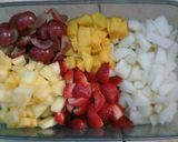 Foto langkah ke 1 dari resep Creamy Fruit Salad.