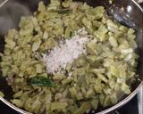 A picture of step 5 of Snake gourd subji.