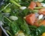 Foto langkah ke 2 dari resep Bening Bayam Jagung.
