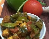 A picture of step 4 of Spring onion potato curry.