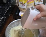 Foto langkah ke 2 dari resep Bolu Kukus Mekar.