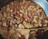 Foto langkah ke 2 dari resep Semur ayam kentang.