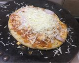 A picture of step 7 of Paneer Pizza.