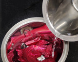 பீட்ரூட் மைசூர் பாக் (Beetroot Mysore Pak recipe in tamil) ரெசிபி ஸ்டேப் 2 புகைப்படம்