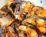 Hình bước làm 2 của món Cá lóc kho nước dừa