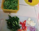 Foto langkah ke 1 dari resep Buncis Oseng Saus Lada Hitam.