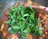 Foto langkah ke 4 dari resep Ayam Rica Kemangi.