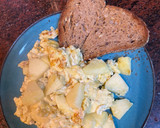Foto del paso 3 de la receta: Huevos revueltos con manzana y queso