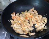 泡菜炒麵腸的食譜步驟3照片