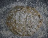 Gambar langkah 3 resipi Almond Biscotti.