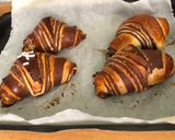 Foto del passaggio 20 della ricetta Cornetti sfogliati alla vaniglia variegati al cacao🥐