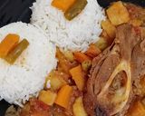 صورة لخطوة 2 من وصفة ارز بمرق الخضار
