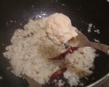 A picture of step 3 of Spinach Curry with mushroom and paneer cottage cheese.