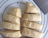 Foto langkah ke 4 dari resep Donat Kentang, tabur gula palm.