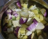 A picture of step 1 of Vegetables soup.