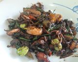 Foto langkah ke 3 dari resep Baby cumi segar pedas manis.