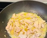 Foto langkah ke 2 dari resep Ayam Saus Wijen.