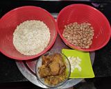 A picture of step 1 of Oats peanut Ladoo.