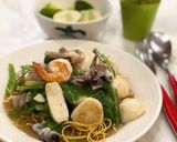 Foto langkah ke 13 dari resep Mie Goreng Kanton / Mie Titi Makassar.