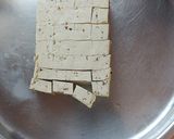 A picture of step 2 of Matar paneer.