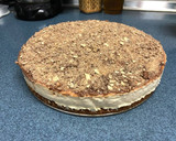 Foto del paso 10 de la receta: Cheesecake de kit-kat con base de bizcocho de plátano