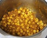 A picture of step 5 of Punjabi Chole.