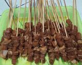 Foto langkah ke 4 dari resep Sate Ayam Banjar.