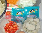 Foto langkah ke 2 dari resep Resep mie goreng pedas simpel dan enak.