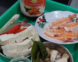 Foto langkah ke 1 dari resep Sup Tahu Tomyam (865).