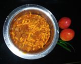 गुजराती स्टाइल सेव टमाटर की सब्जी रेसिपी चरण 3 फोटो