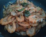 Foto langkah ke 3 dari resep Udang Saos Tiram.