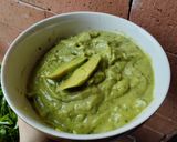 Foto del paso 3 de la receta: Salsa de aguacate y cilantro🌯🥙🥑