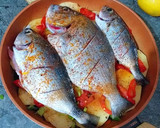 Foto del paso 5 de la receta: Cazuela de pescado de aparejo con patatas y ajos tiernos