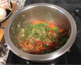 Foto del paso 3 de la receta: Pollo a la cacerola