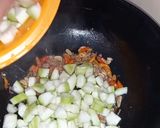 Foto langkah ke 2 dari resep Gulai Labu Parang dan Tahu Dengan Bumbu Instan.