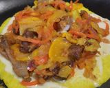 Foto del paso 6 de la receta: Arepa🥯rellena🥩de salteado de carne🧀y verduras🍱🥑🧆