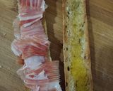 Foto del paso 2 de la receta: Flauta con Oli de Raig y jamón ibérico 😋😋