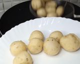 A picture of step 5 of Super soft dahi bhalla (iftar special).