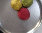 A picture of step 4 of Tricolour Stuff Paratha.