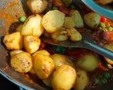 নতুন ছোট আলুর দম(Notun choto aloor dum recipe in bengali) রেসিপির ধাপ 3 ছবি
