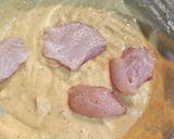 Csirkemell mustáros-fokhagymás bundában recept fázis 3 fotója