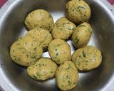 মেথি পরোটা(Methi parota recipe in bengali) রেসিপি ধাপ - 4 ছবি